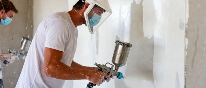 Практични предимства на пръскана мазилка